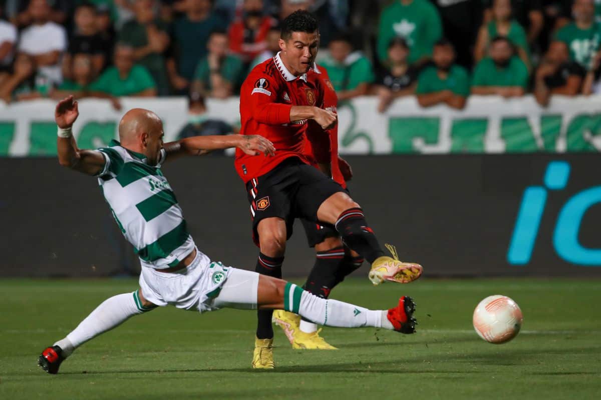 ronaldo playing soccer
